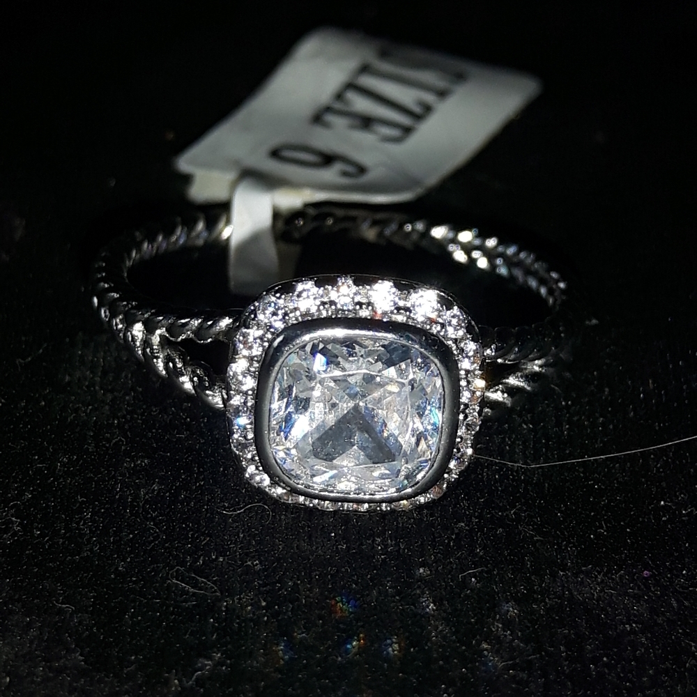 🍁 3 for 28 - Size 6 Ring - NWT - Picture 3 of 5